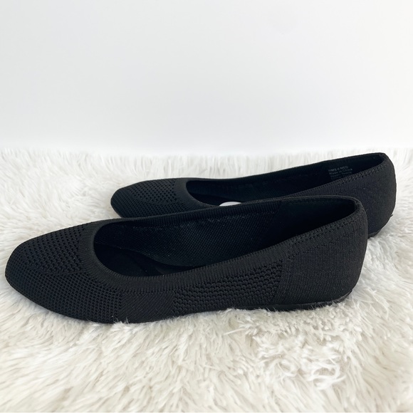 NWT 6, 6.5, 8.5, 10 black neutral flats with arch support flats - Picture 3 of 8